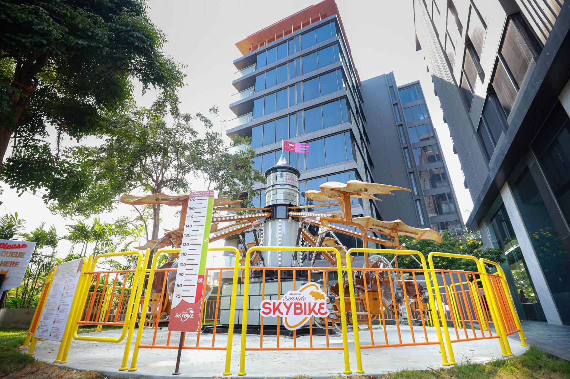 Balcony Seaside Sriracha Hotel & Serviced Apartments Si Racha Exterior photo