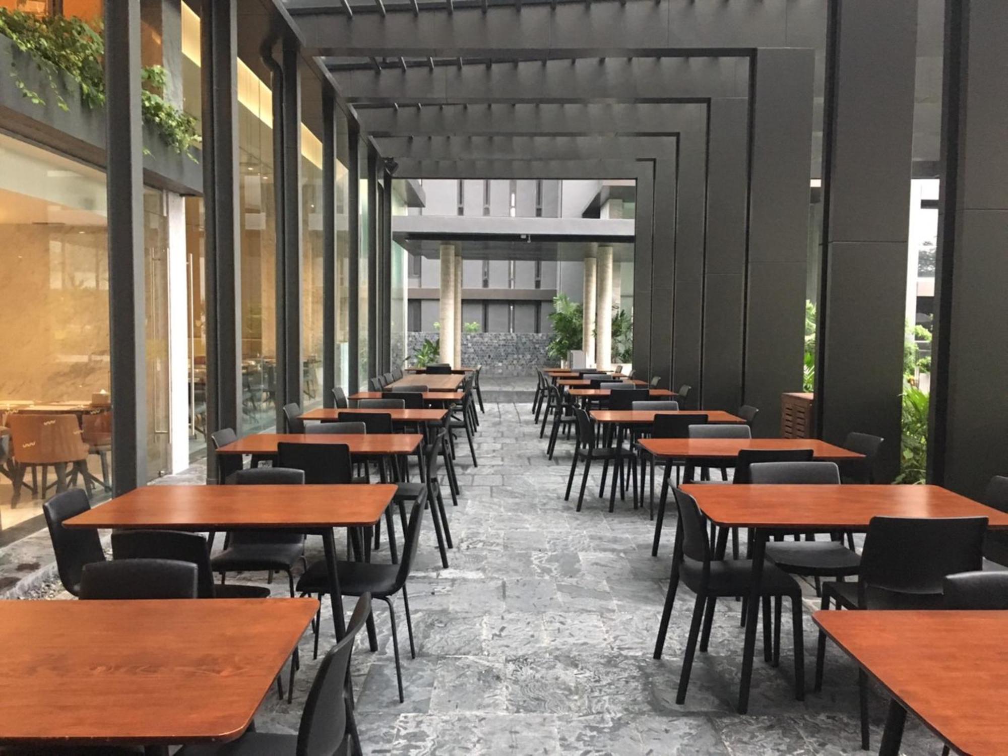 Balcony Seaside Sriracha Hotel & Serviced Apartments Si Racha Exterior photo